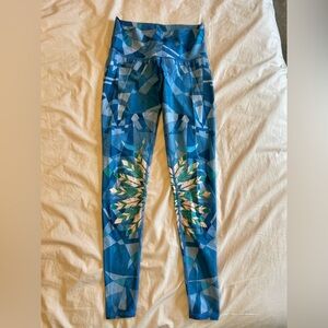 Teeki yoga pants, size small